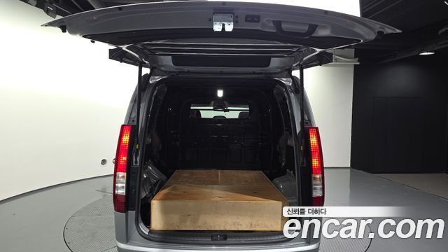 Hyundai Staria 2024 — photo 26
