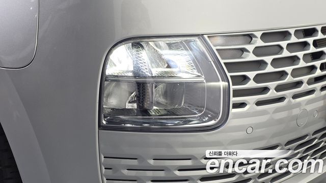 Hyundai Staria 2024 — photo 8