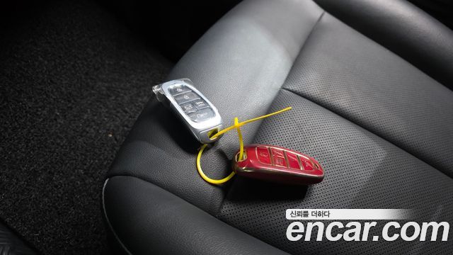 Hyundai Staria 2024 — photo 28