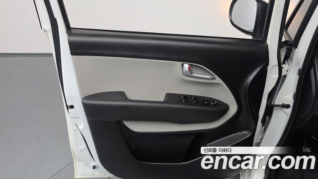 Kia RAY 2022 — photo 14