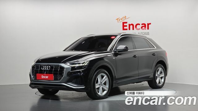 Audi Q8 2021 — photo 1