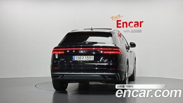 Audi Q8 2021 — photo 4