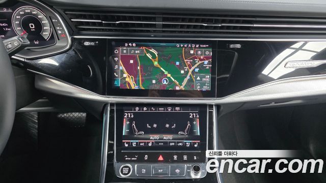 Audi Q8 2021 — photo 19