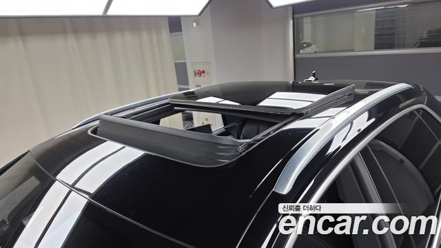 Audi Q8 2021 — photo 29