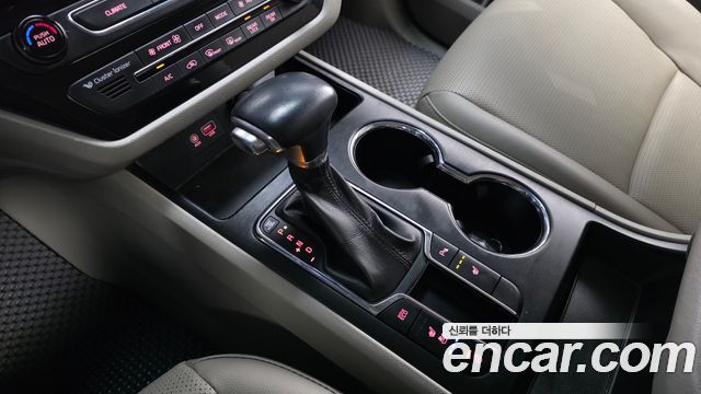 Kia Canival 2019 — photo 12