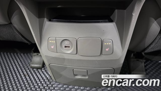 Kia Canival 2019 — photo 25