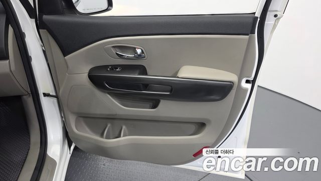 Kia Canival 2019 — photo 14