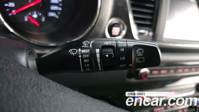 Kia Canival 2019 — photo 28