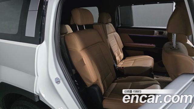 Hyundai Santafe 2024 — photo 17