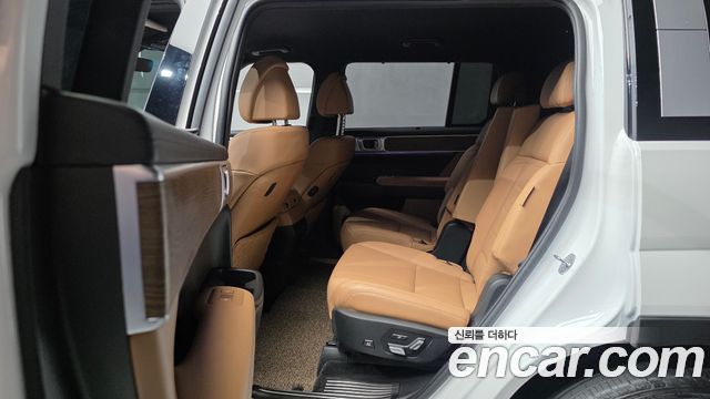 Hyundai Santafe 2024 — photo 18