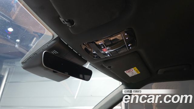 Hyundai Santafe 2024 — photo 28