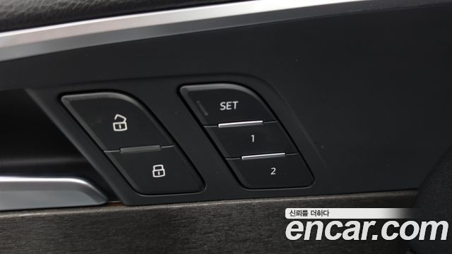 Audi A4 2016 — photo 13
