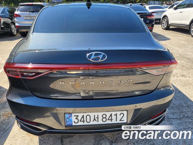 Hyundai Grandeur 2022 — photo 4