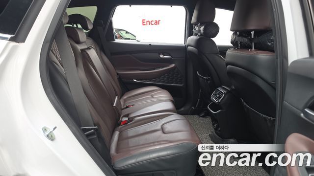 Hyundai Santafe 2019 — photo 12