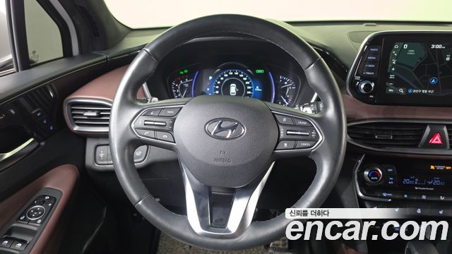 Hyundai Santafe 2019 — photo 14