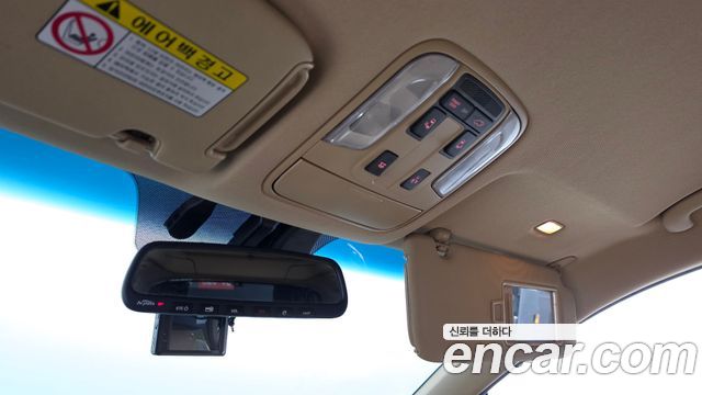 Kia Canival 2017 — photo 24