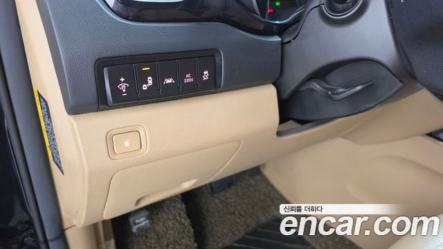 Kia Canival 2017 — photo 26
