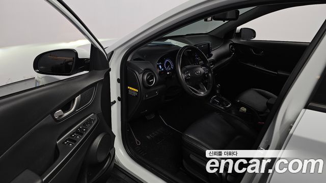 Hyundai Kona 2018 — photo 17