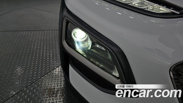 Hyundai Kona 2018 — photo 8