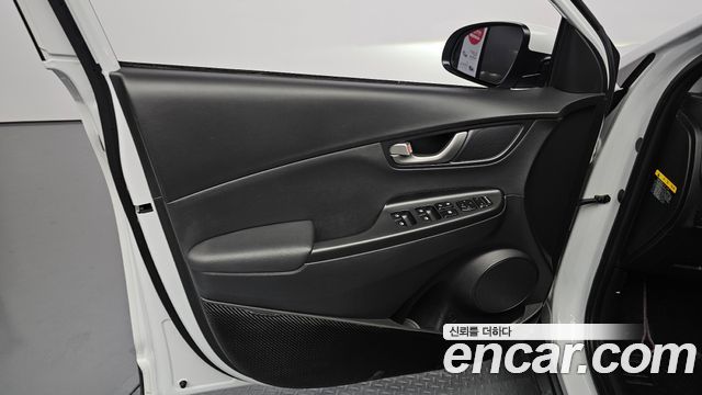 Hyundai Kona 2018 — photo 14