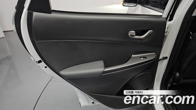 Hyundai Kona 2018 — photo 15