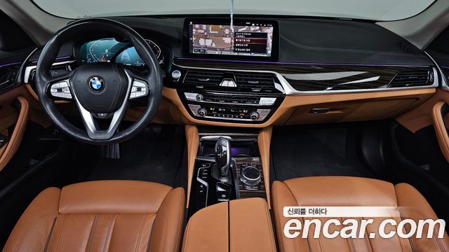 BMW 5-Series 2021 — photo 7