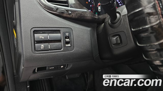 Kia K9 2015 — photo 21