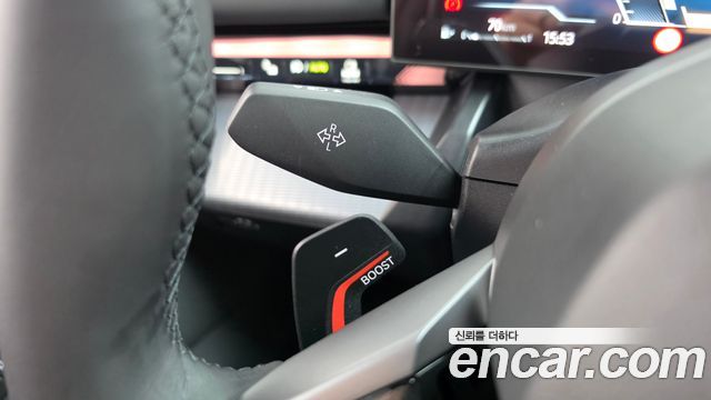BMW 5-Series 2025 — photo 28