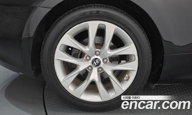 Hyundai Genesis 2014 — photo 5