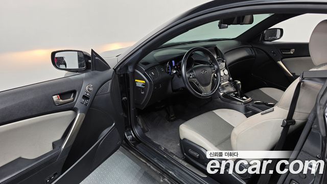 Hyundai Genesis 2014 — photo 13