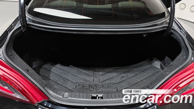 Hyundai Genesis 2014 — photo 22