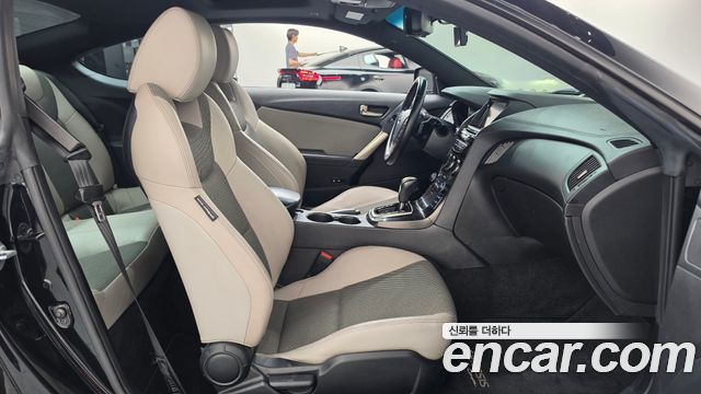 Hyundai Genesis 2014 — photo 16
