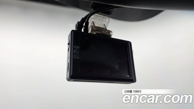 Hyundai Genesis 2014 — photo 29