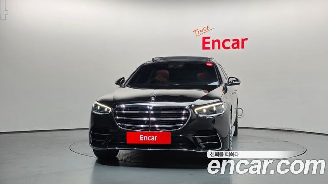 Mercedes-Benz S-Class 2023 — photo 3