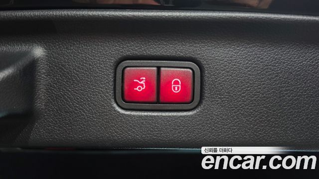Mercedes-Benz S-Class 2023 — photo 25