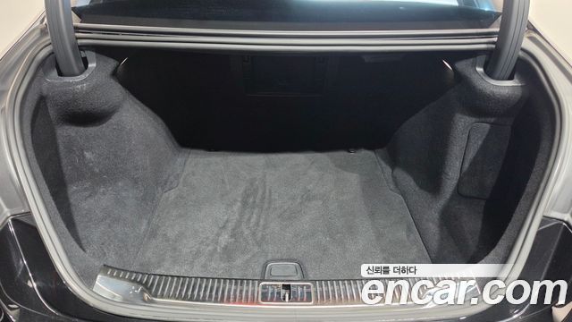 Mercedes-Benz S-Class 2023 — photo 26