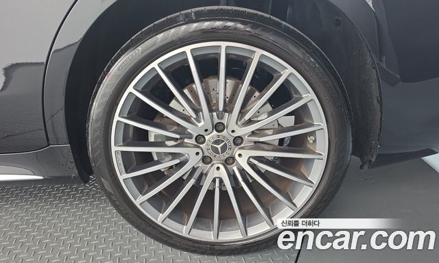 Mercedes-Benz S-Class 2023 — photo 7