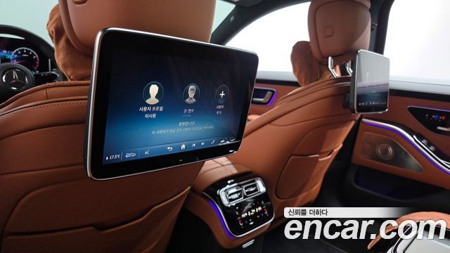 Mercedes-Benz S-Class 2023 — photo 27