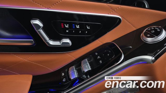 Mercedes-Benz S-Class 2023 — photo 36