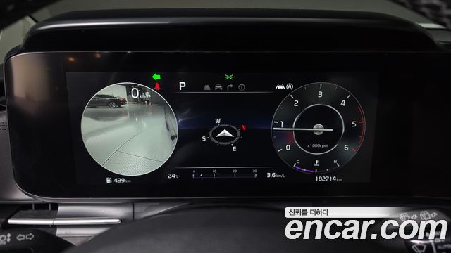 Kia Canival 2022 — photo 8