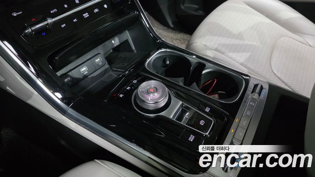 Kia Canival 2022 — photo 9