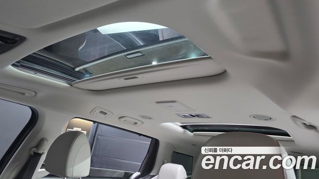 Kia Canival 2022 — photo 16
