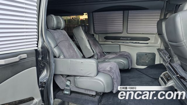 Chevrolet Express Van 2016 — photo 11