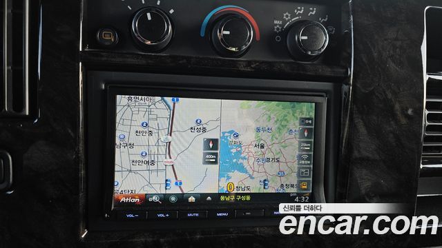 Chevrolet Express Van 2016 — photo 17