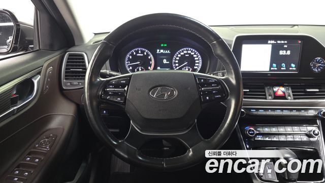 Hyundai Grandeur 2018 — photo 19