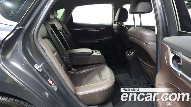 Hyundai Grandeur 2018 — photo 16