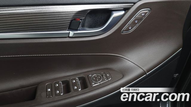 Hyundai Grandeur 2018 — photo 29