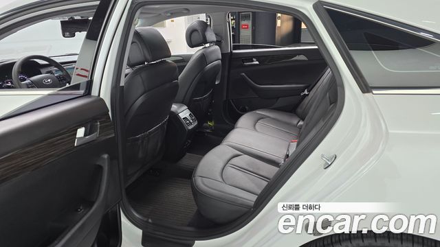Hyundai Sonata 2015 — photo 11