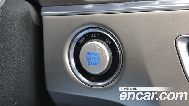 Hyundai Sonata 2015 — photo 17