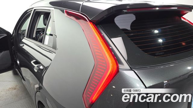 Kia Niro 2024 — photo 9